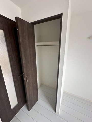 ベイルームグラシア海老名302号室 収納