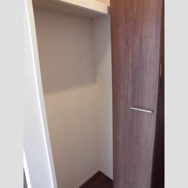 サンメゾン M’S 物入