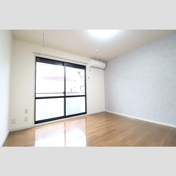 ハイツ定栄　E107号室 居室