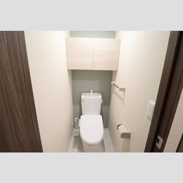 ルボワ　エスト 温水洗浄暖房便座