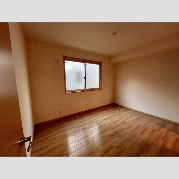 エトワール103号室 洋室