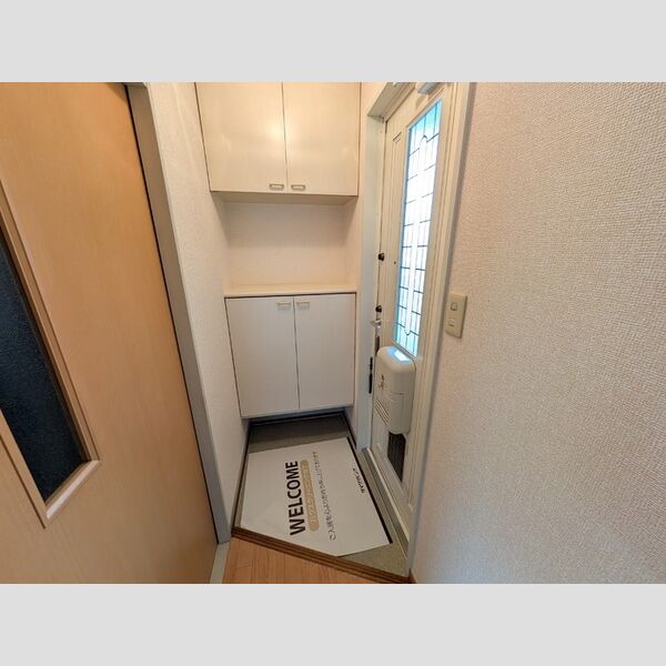 サンクレストB205号室 玄関