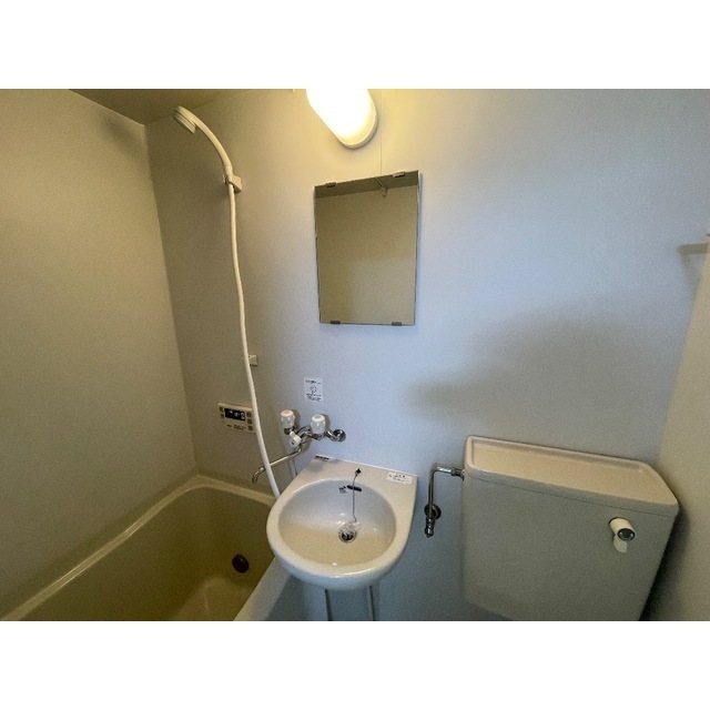 豊ビル406号室 内観