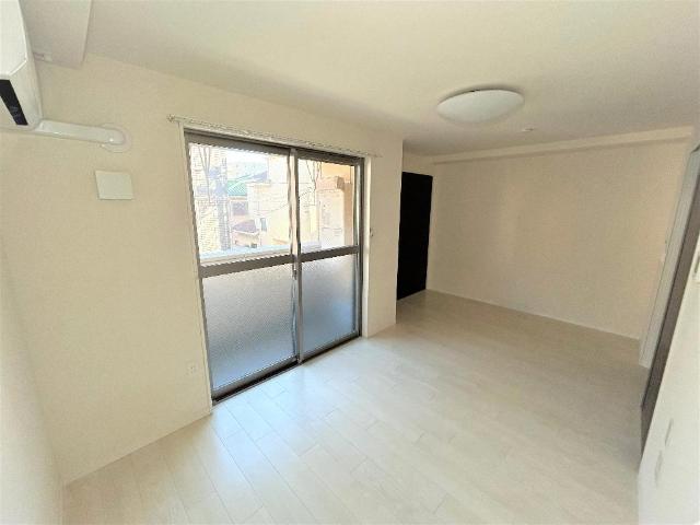 Ｃｈａｔｏｎ Ｂｌａｎｃ201号室 洋室