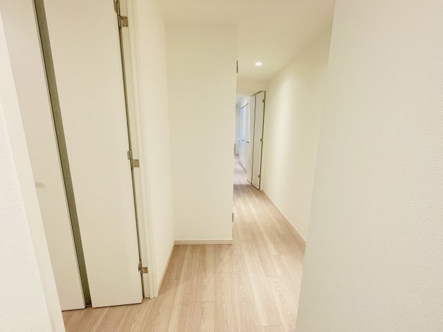 SYFORME NEXT IKEBUKURO WEST205号室 リビング