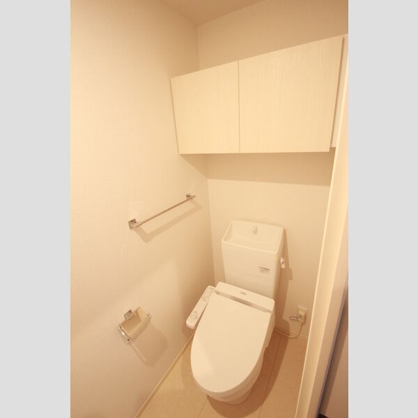 ディーウエストイズム トイレ