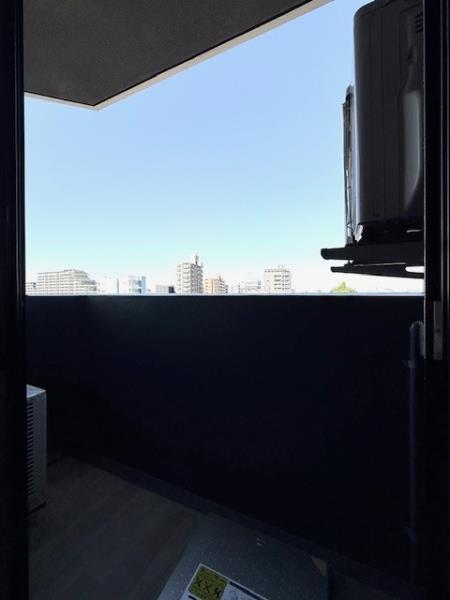 エレミ本蓮沼7階 リビング