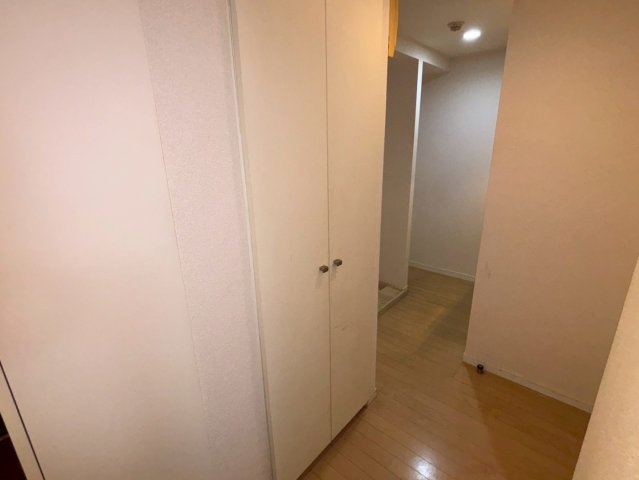 キャパシタス中野102号室 原状回復前のお写真です