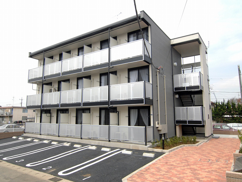 レオパレスアリビオの外観画像