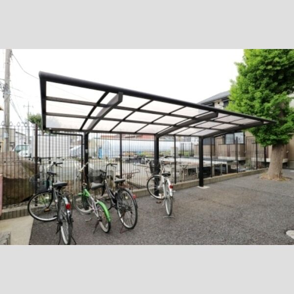 ベルデュール106号室 駐輪場