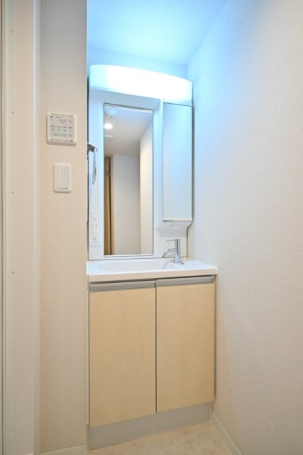 ＣＥＮＴＲＡＬ　ＧＡＲＤＥＮ　ＲＥＳＩＤＥＮＣＥ　ＴＯＫＹＯ2階 洗面