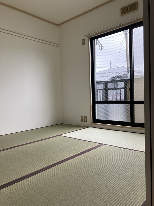 サンライティング 内観