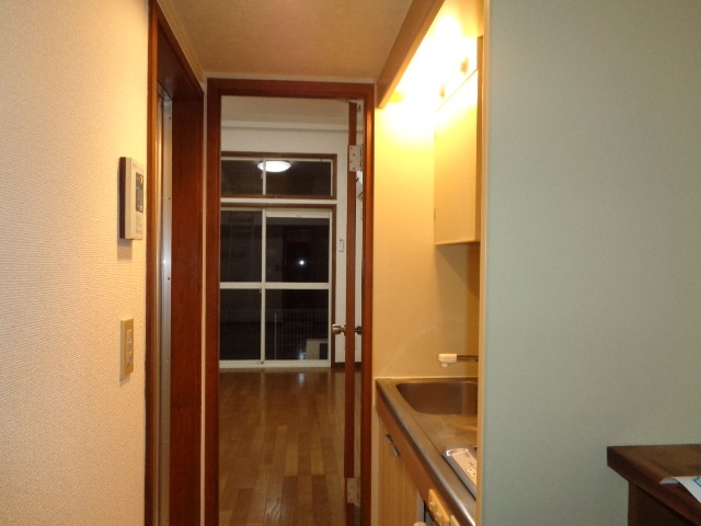 ビューパレス新柏Ｂ棟(E-097)1階 玄関