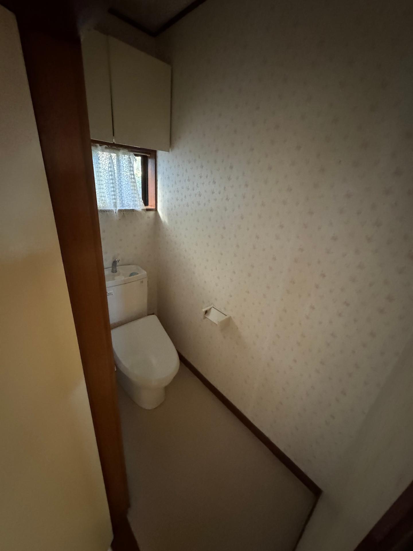 保土ヶ谷区峰岡町戸建 1階トイレ