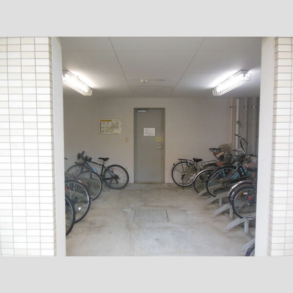 ルピナスコート柴崎302号室 周辺