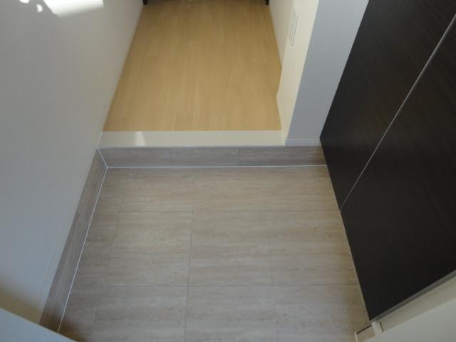 オリオン202号室 玄関（イメージ）