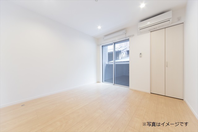 ＴＡＴＥＲＵＡｐａｒｔｍｅｎｔ千葉市中央区長洲２丁目ⅢＢ棟3階 リビング