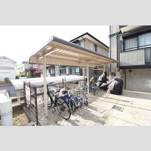 モン・レジーナ　ABCD 駐輪場