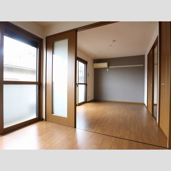 ラ・クレール 洋室