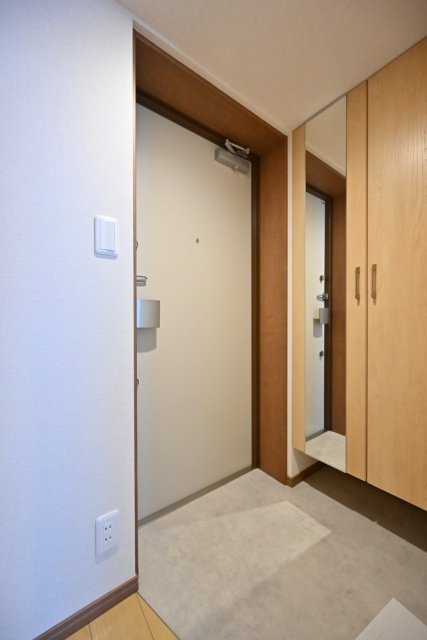 ＣＥＮＴＲＡＬ　ＧＡＲＤＥＮ　ＲＥＳＩＤＥＮＣＥ　ＴＯＫＹＯ 玄関