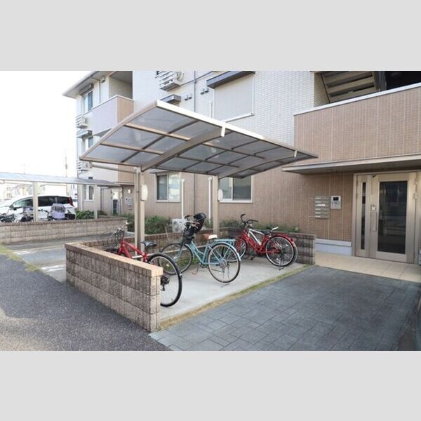 プレミール　B201号室 駐輪場