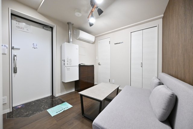 Apartment小石川後楽園1階 洋室1/家具・小物はイメージです 