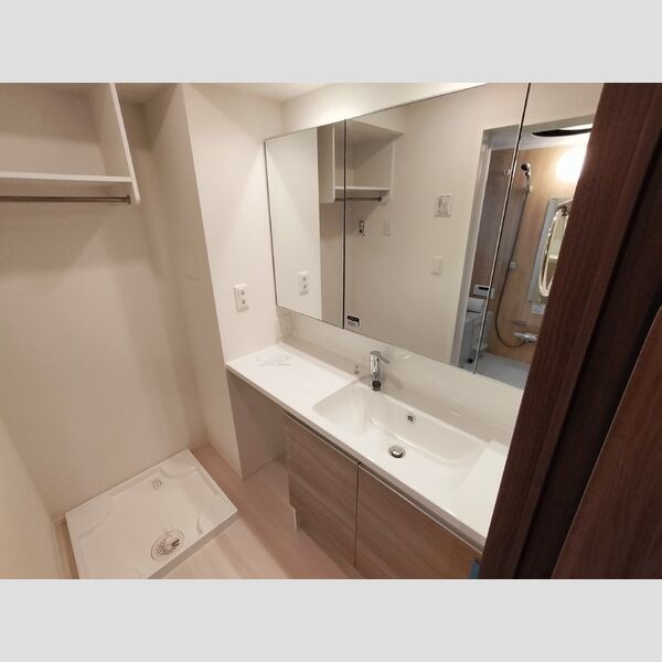 アマービレ成田302号室 洗髪洗面化粧台