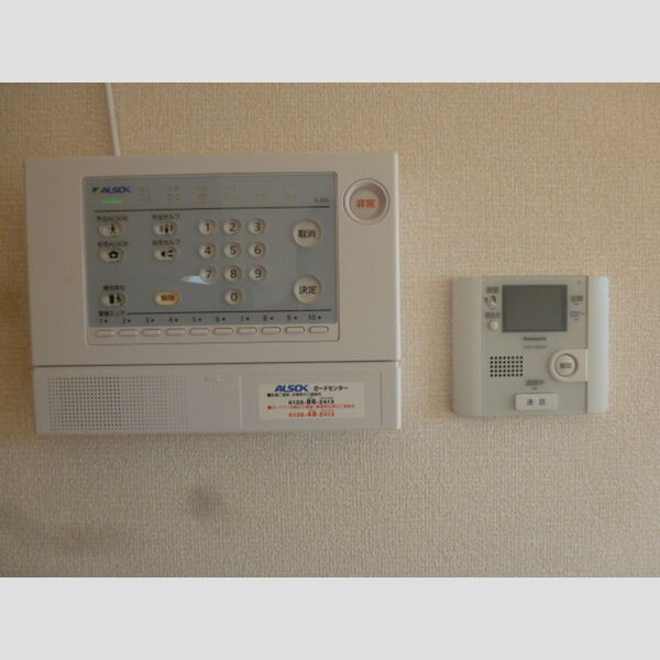 グリーンパーク102号室 アルソックホームセキュリティ、TVインターホン