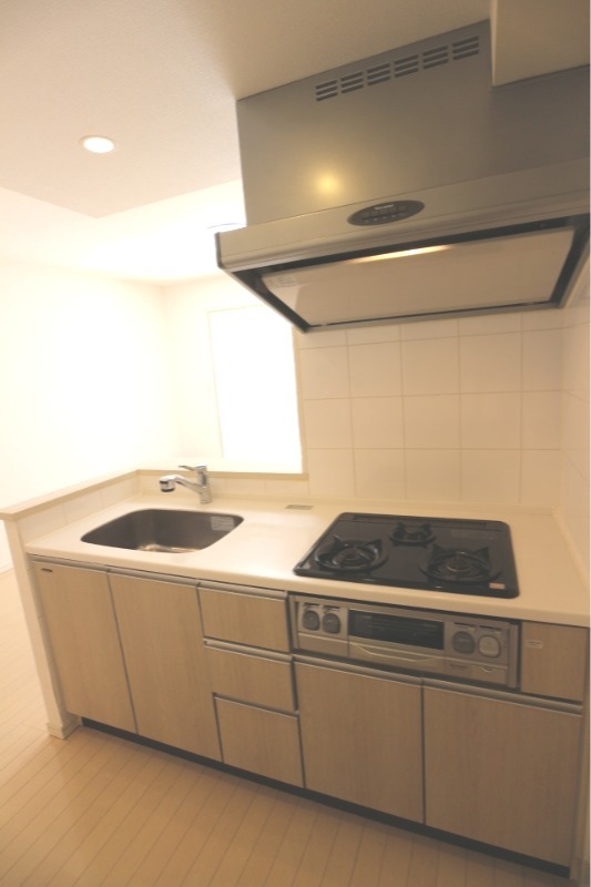 フォレシティ神田多町 キッチン