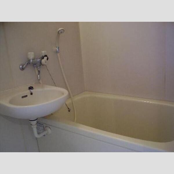 エミネント101号室 エミネント201