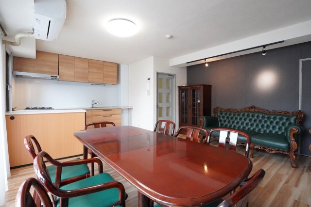 クリエート三田 リビング