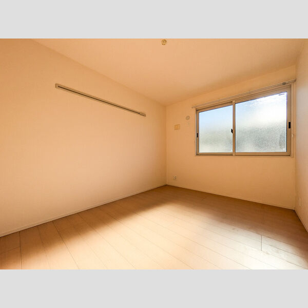 クラージュF号室 居室