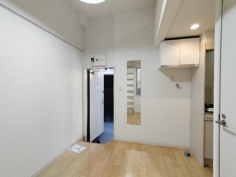 フェリスウインク1階 玄関