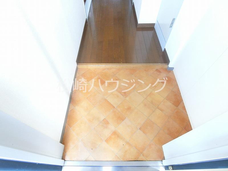メルベーユ松が丘2階 玄関