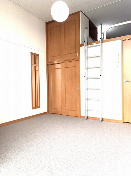 レオパレスｃｏｍｆｏｒｔ302号室 内観