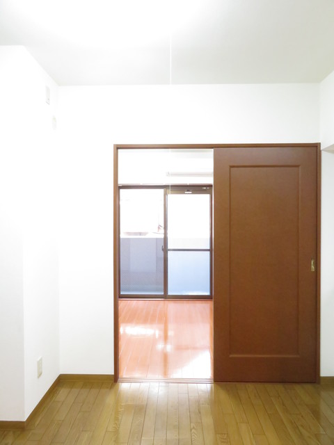 グランド・ガーラ南大井2階 リビング