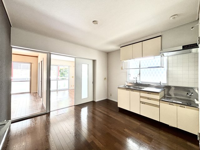 ジュネパレス藤沢0103号室 内観