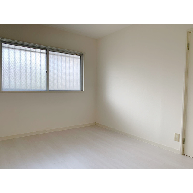 コモド三郷 内観