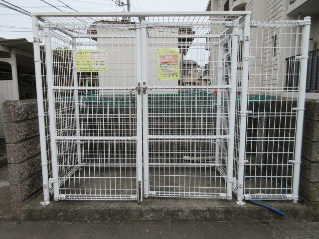 エミネンス林間Ⅰ0303号室 専用ごみ置場　※実際の使用状況とは異なります(現況優先)