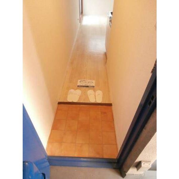 メゾン・ド・ロティール 玄関