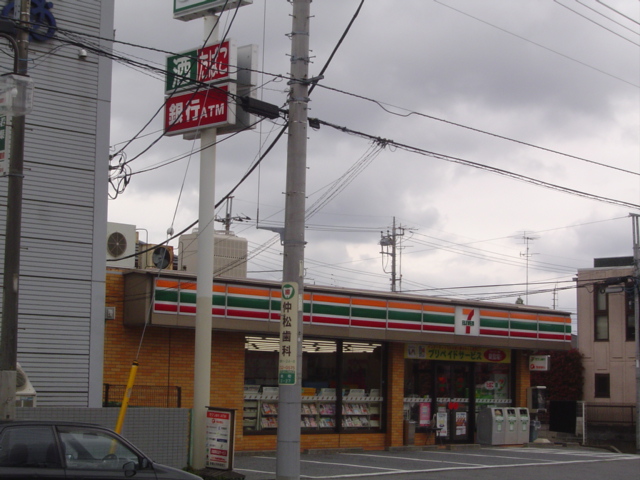 クレア貝塚 セブンイレブンまで380ｍ