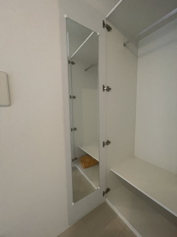 エクサム初台0403号室 収納