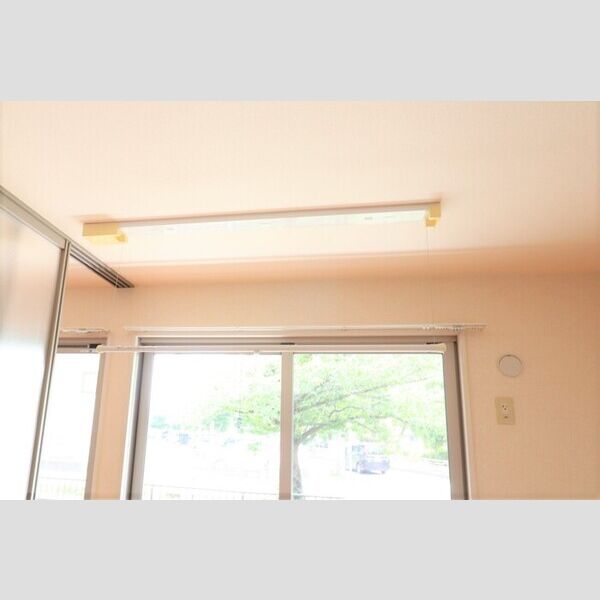 リバーパーク蒲生　C 室内物干し