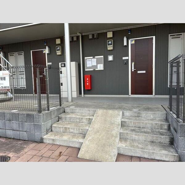 clochett et soleil (クロシェット エト ソレイユ)　101号室 エントランス