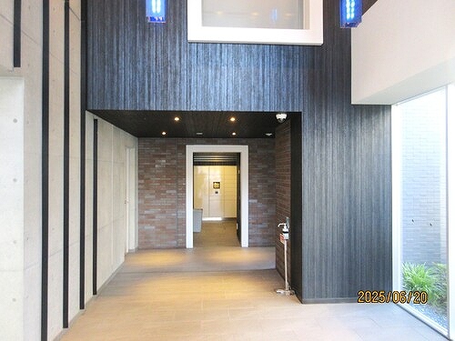 ESTEM COURT KAMEIDO TOKYO EAST エントランスホール