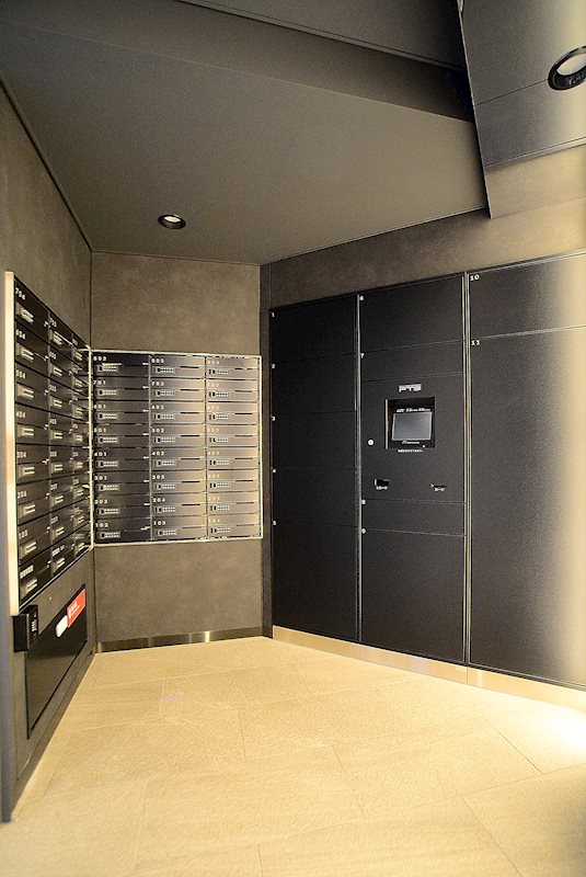 グランドコンシェルジュ池袋本町ウエスト1階 エントランス