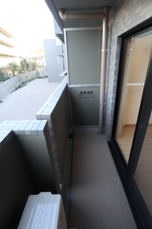 ルーブル武蔵中原参番館2階 バルコニー