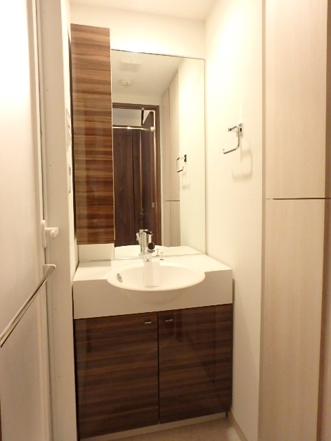 ガーラ・ヒルズ調布 コンパクトで使いやすい洗面所