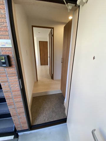 ヴィラベイルーム本厚木101号室 玄関