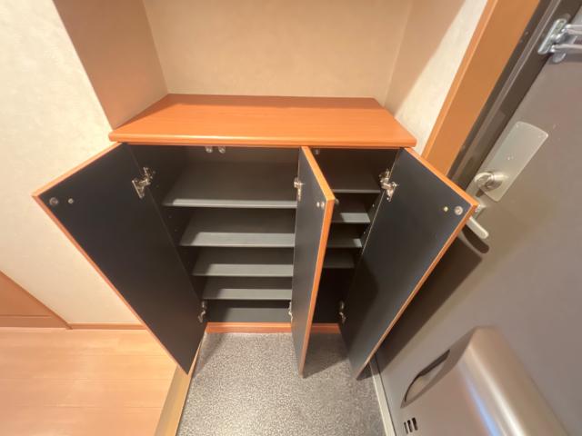 ピュア　プリミエール405号室 下駄箱